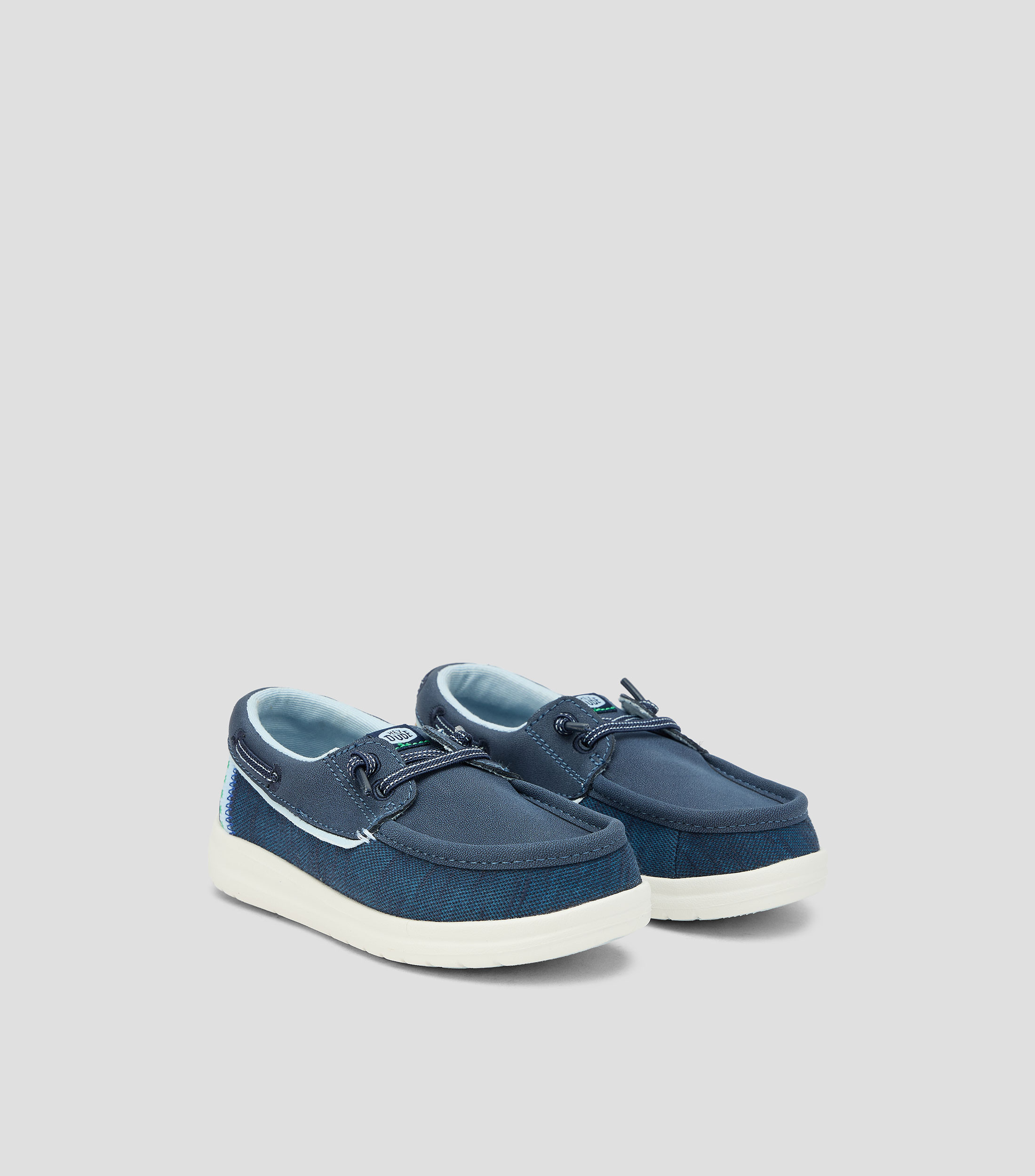 Tenis casuales tipo slip-on Niño